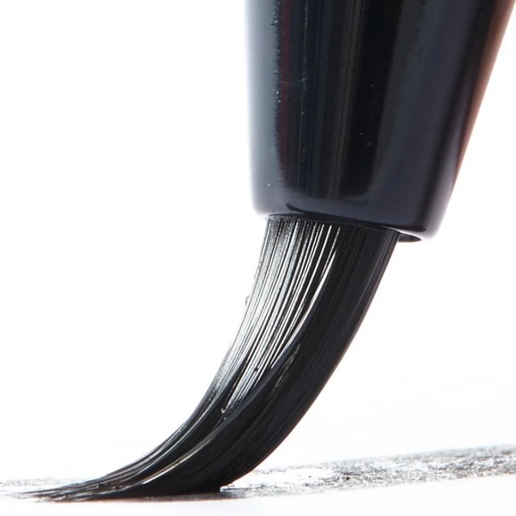 Kingart Pro Artist Quality Watercolour Colouring Brush Pens - 48 Vivid Colours - Picture 5 of 6